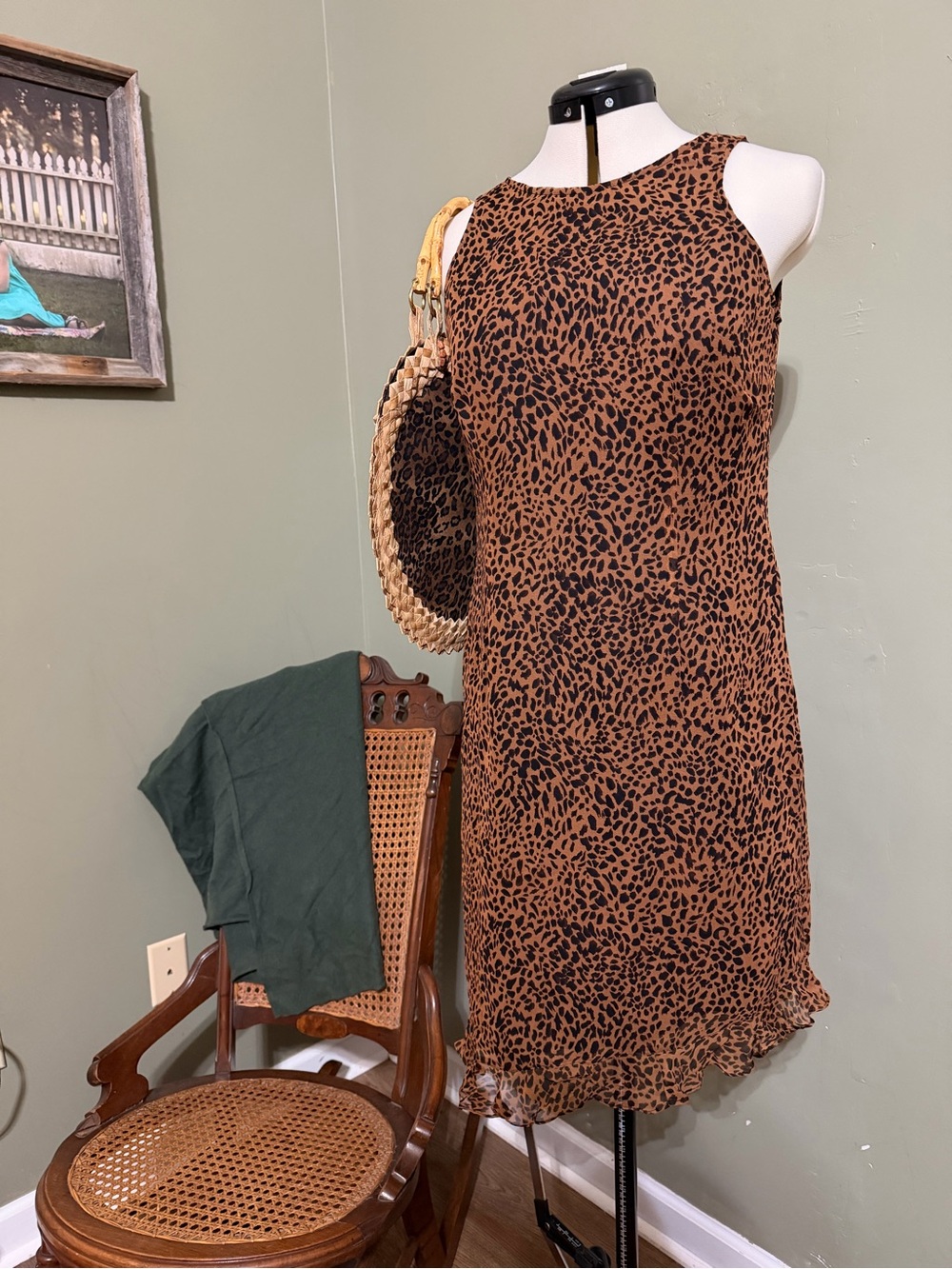 Vintage Robbie Bee Silk Leopard Dress +‎ Woven Bamboo Handle Bag Set Petite Chic